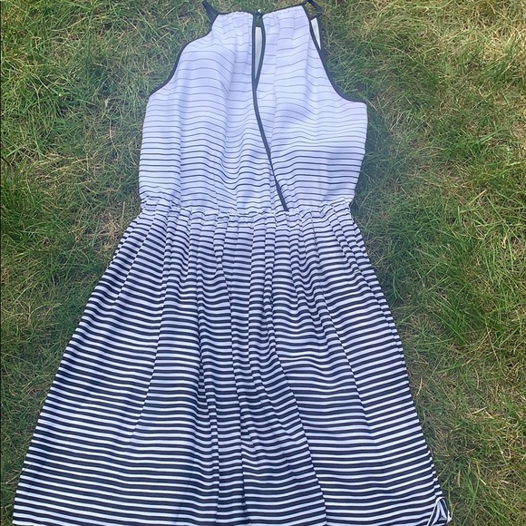 Banana Republic Dress - Picture 5 of 9